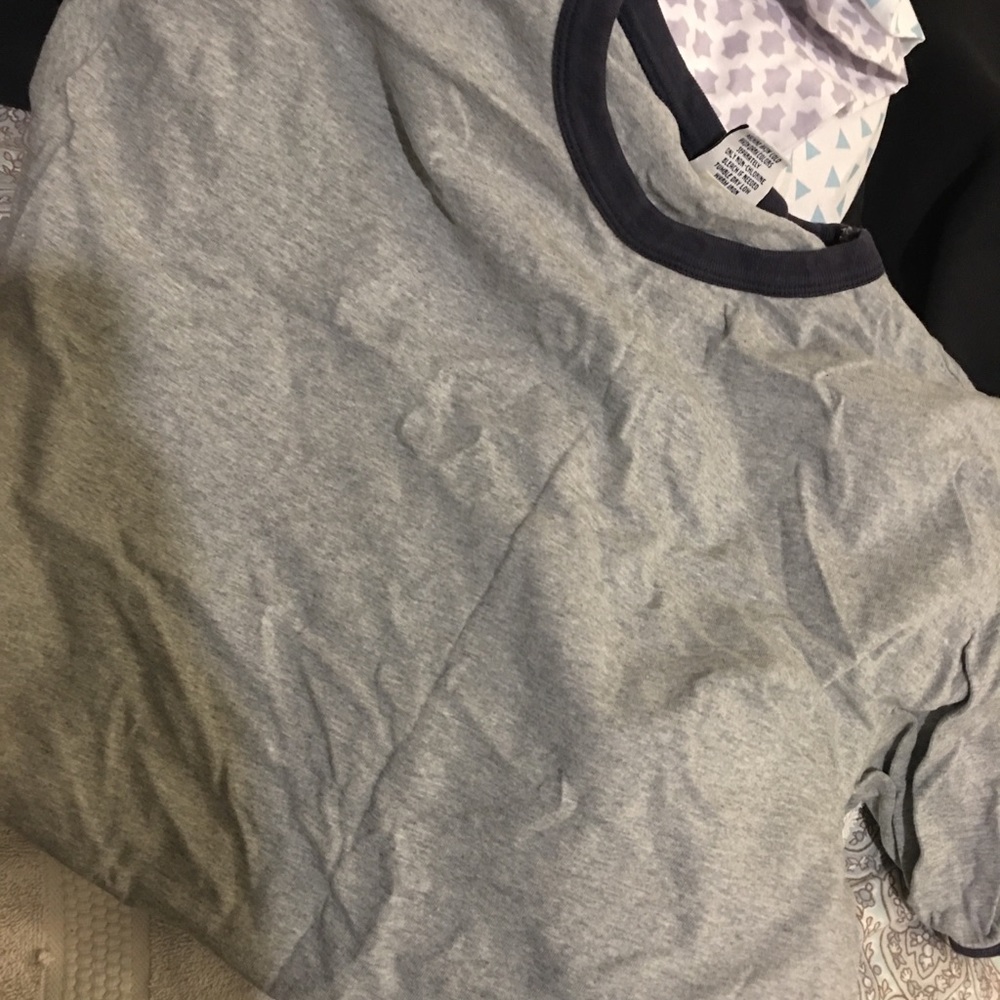 Men’s Old Navy Shirt